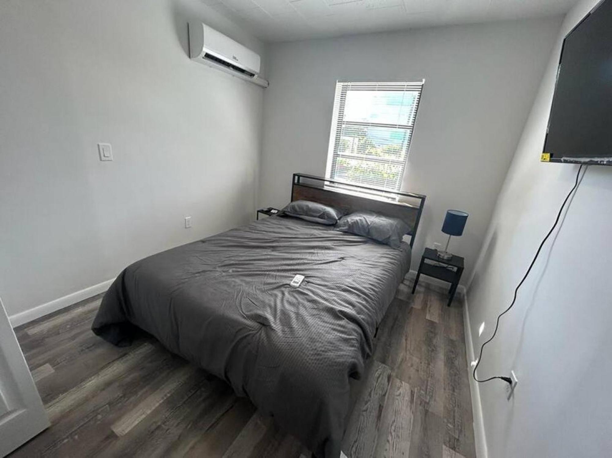 Fully Equipped Apartments With Parking Near Cocowalk Miami Exteriör bild