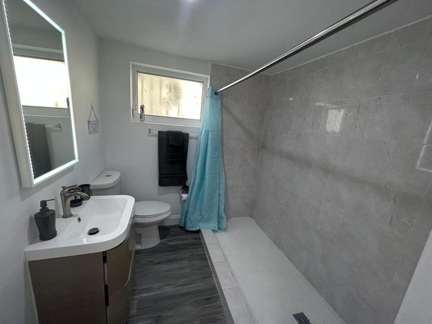 Fully Equipped Apartments With Parking Near Cocowalk Miami Exteriör bild